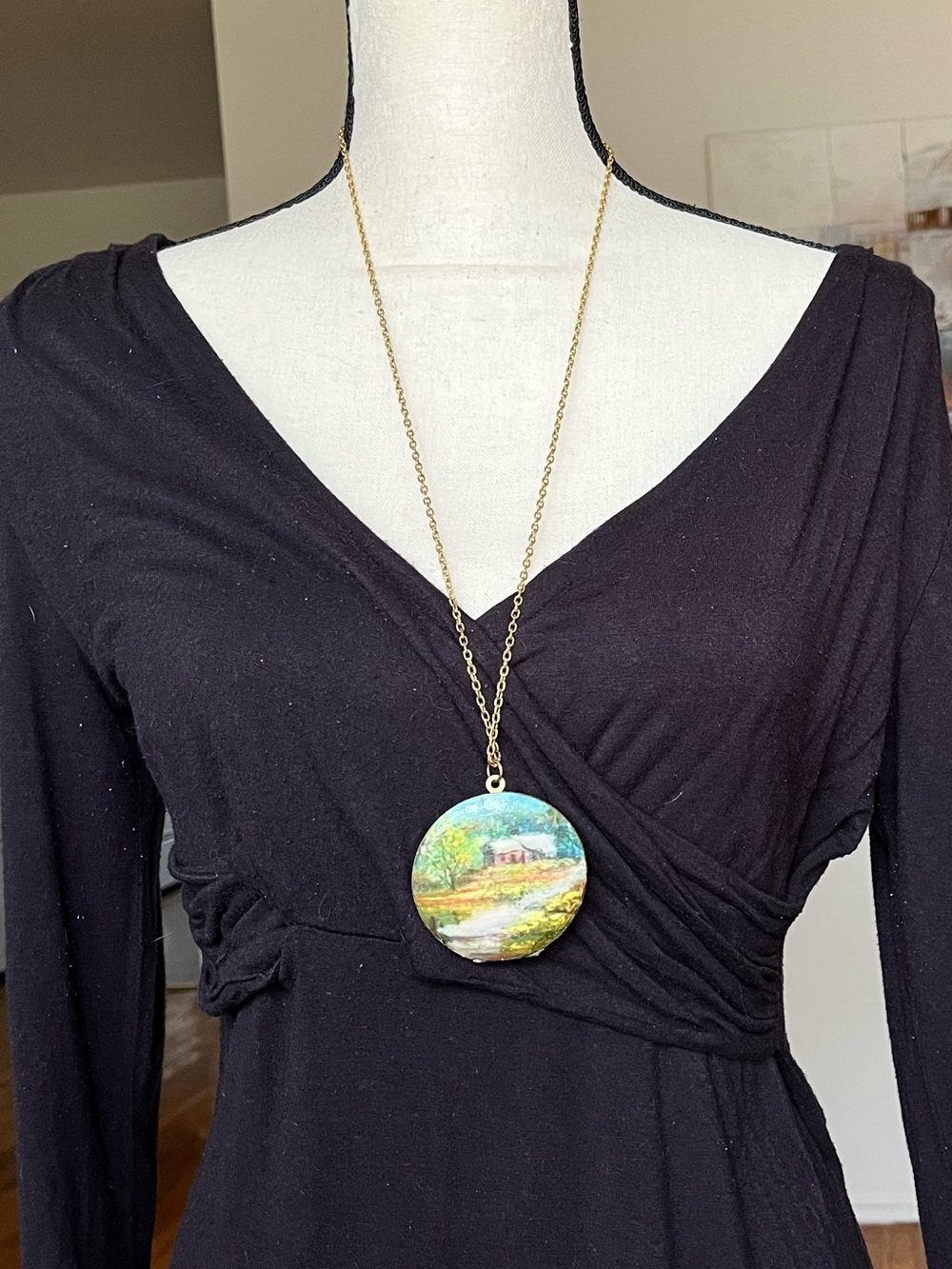 Locket & necklace vintage Lenora Dame decoupage unique - jewelry